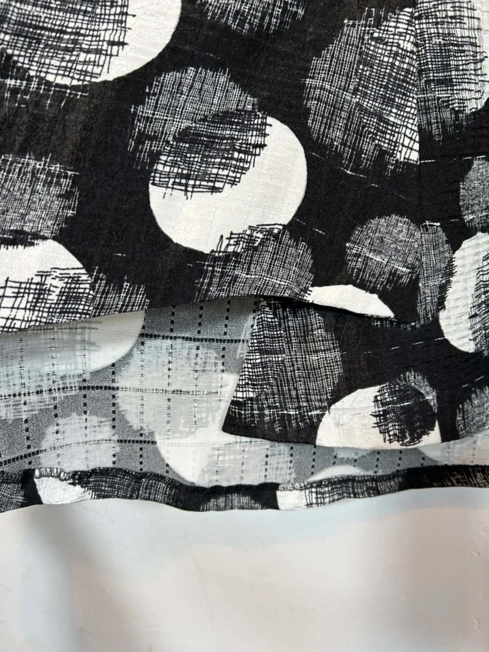 Joseph Ribkoff Art To Wear Black White Abstract Dot Button-Front Jacket Size 14 - Picture 5 of 9